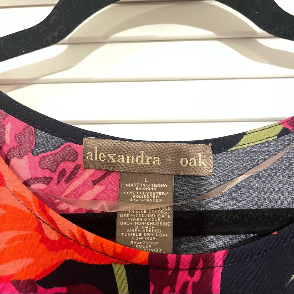 Alexandra + Oak Floral Navy Dress - Picture 5 of 5